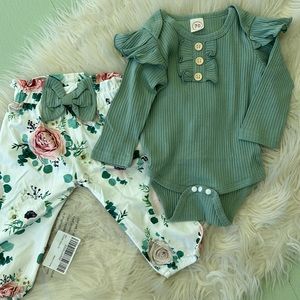 NWT Amazon ADORABLE 2 Piece Set